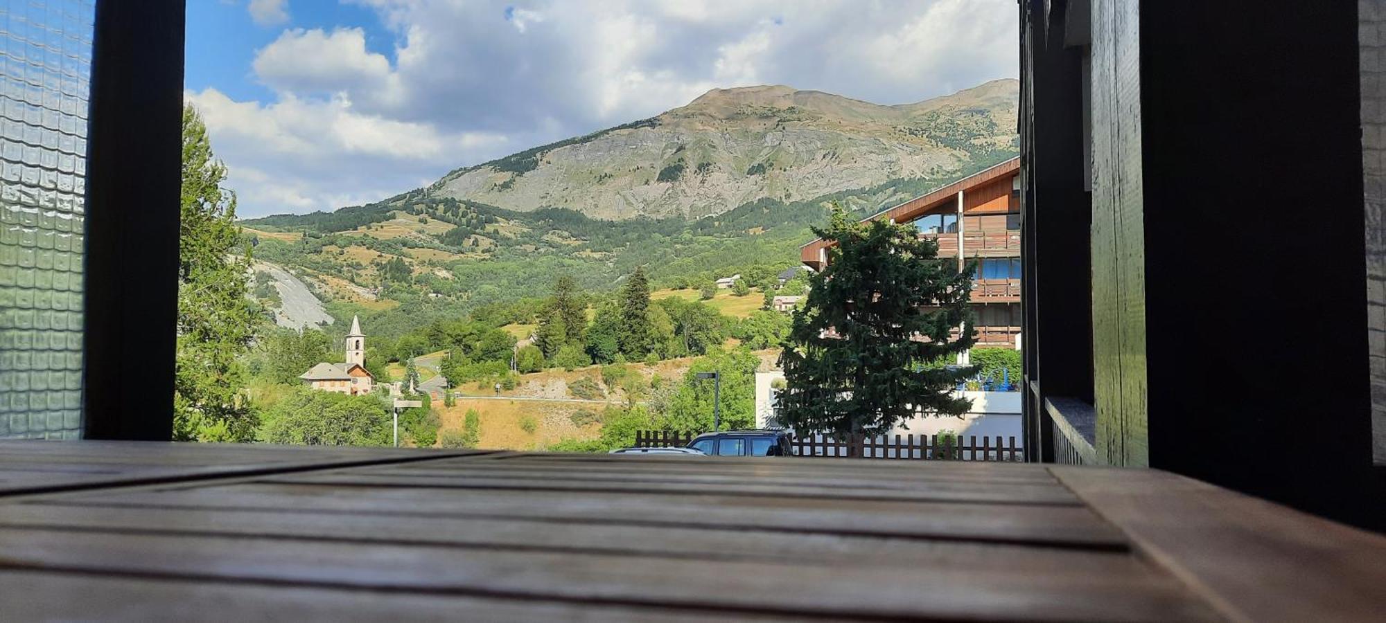 Charmant Studio Avec Balcon - Le Sauze Enchastrayes Dış mekan fotoğraf